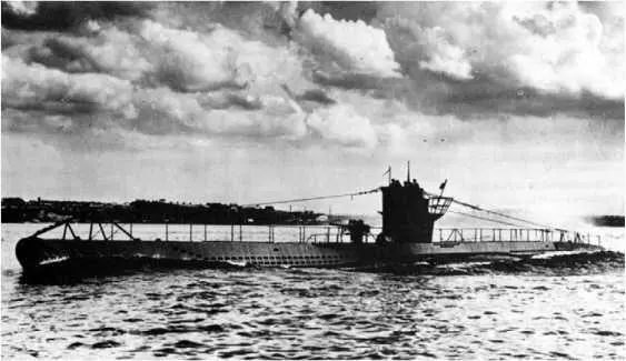 U 100 проходит испытания в Кильской бухте Лето 1940 г Шепке был опытным и - фото 15