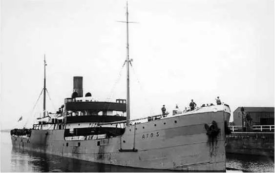 Шведское судно Атос потопленное U 57 3 августа 1940 года После атаки - фото 61
