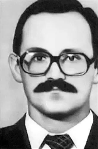 Александр Акимов Леонид Топтунов Виктор Брюханов на суде - фото 1