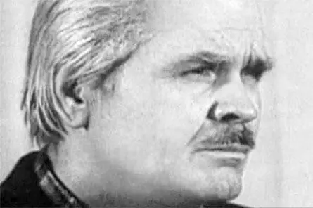 Анатолий Дятлов на суде Белая Церковь Прячемся в тени Памятник у бывшего - фото 4