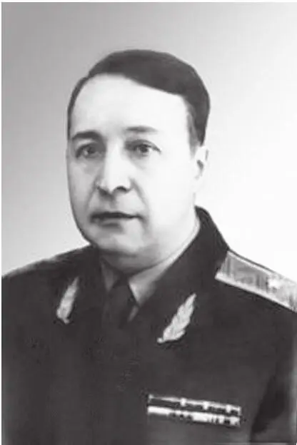 генералмайор Алексей Николаевич Куренков С 1962 по 1965 год генераллейтенант - фото 155