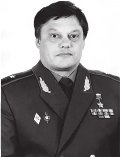 Виктор Федорович Карпухин 19472003 Борис Иннокентьевич Соколов 1953 г р - фото 175