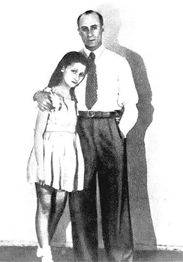Майя Плисецкая и Асаф Мессерер 1930е гг На следующие спектакли Шопенианы - фото 10
