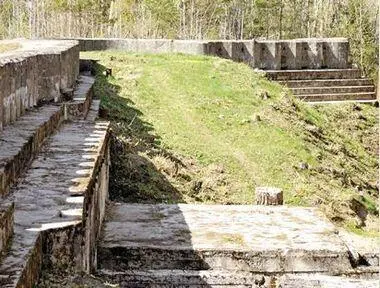 Форт IV Барбет для противоштурмового орудия Современный вид Броневой - фото 48