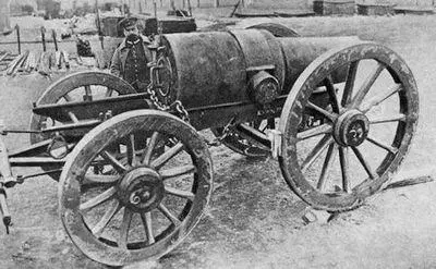 Японская 280мм гаубица оставленная русскими войсками в крепости 1915 г - фото 96