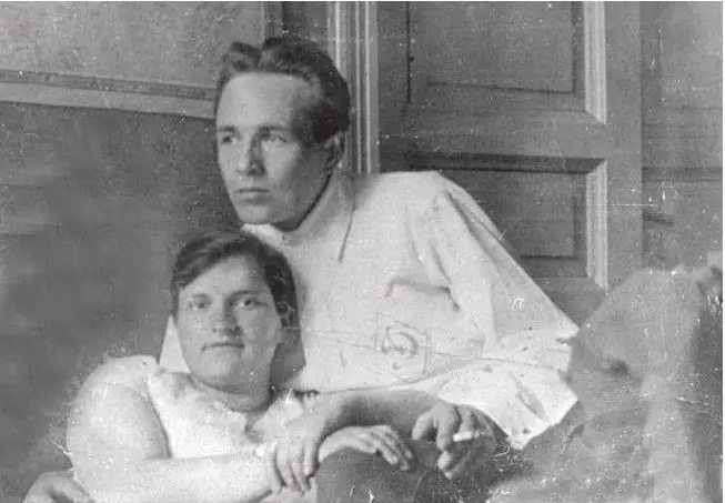 Молодожены Сергей и Вера Чаплины Ленинград 19261927 годы Сергей Чаплин - фото 9