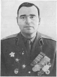 А В Панков И И Васин Телефонистка 6й гвардейской минометной бригады А - фото 35