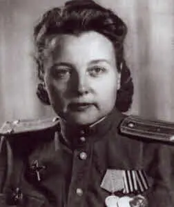Зоя Ивановна ВоскресенскаяРыбкина Москва 1946 г Старший лейтенант - фото 43