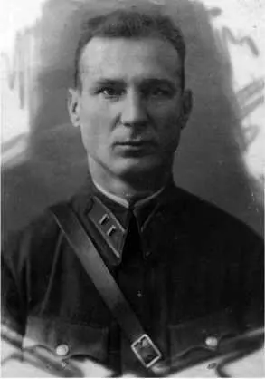 Командир 17й сд полковник ПС Козлов Вместе с тем имелся и более - фото 62