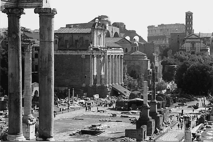 Римский форум Современные историки в эту красивую легенду не верят - фото 103