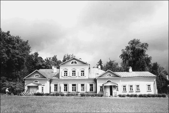 Абрамцево Усадебный дом В 2 км от железнодорожной платформы Абрамцево - фото 46