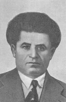 А Л Каменский Двумя цепями гитлеровцы сами пошли к лесу через луг Когда они - фото 9
