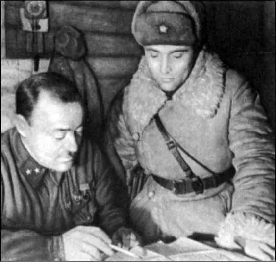 ФД Захаров и АВ Чапаев сын легендарного начдивакомандир - фото 28