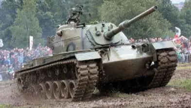 ОБТ M48А5 США Экипаж 4 чел Боевой вес 489 т Вооружение пушка - фото 285