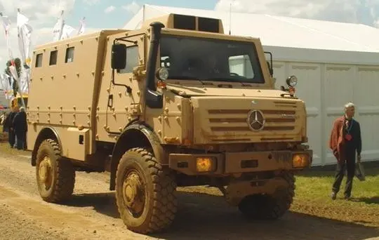 ББМ Унимог U5000 Турция Экипаж 2 чел Десант 8 чел Боевой вес 118 - фото 304