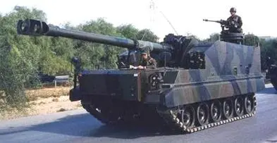 155мм СГ M44T Тур Экипаж 5 чел Боевой вес 293 т Боекомплект - фото 319