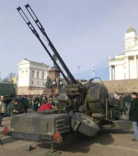35мм ЗУ Эрликон GDF001 Швейцария Расчет 4 чел Калибр 35 мм Боевой - фото 346