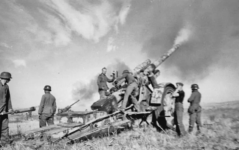 Немецкая артиллерия на Украине август 1942 г Танк PzKw III на Юге России - фото 96