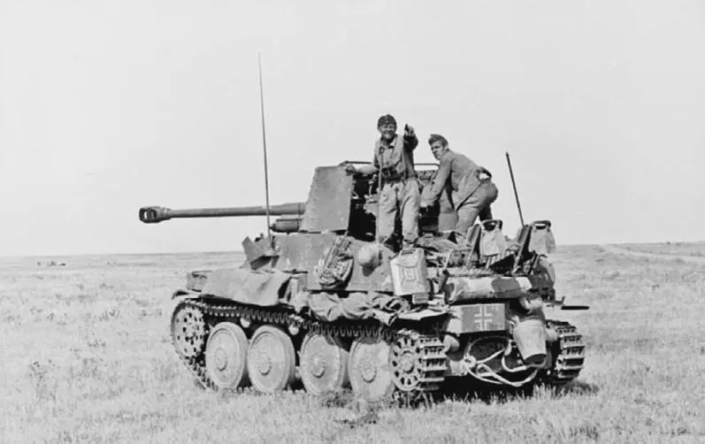 Истребитель танков Мардер II на Юге России 1942 г Штурмовое орудие StuG - фото 98
