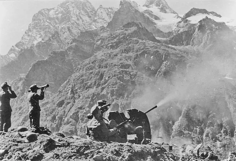 Немецкие горные стрелки на Кавказе 1942 г Немецкие горные стрелки на - фото 100