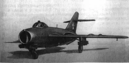 Заводские испытания проводились в маеиюне 1955 г После доработок связанных с - фото 89