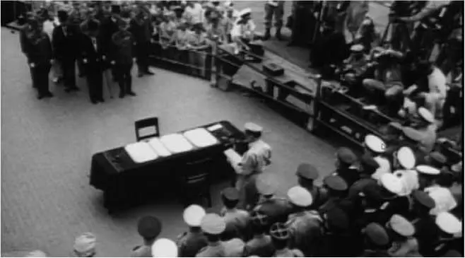 Подписание Акта о капитуляции Японии 2 сентября 1945 г По радио 15 августа был - фото 3