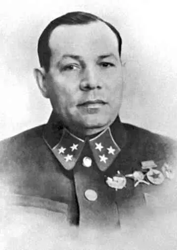 Иван Александрович Богданов 18971942 советский военачальник - фото 102