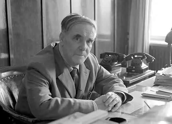 Пётр Леонидович Капица 1894 1984 советский физик инженер и инноватор В - фото 139