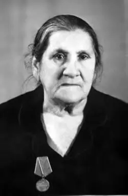 Эмилия Иосифовна Дуккарт 1970е годы 23 июля 1941 года Магдалина Дуккарт - фото 30