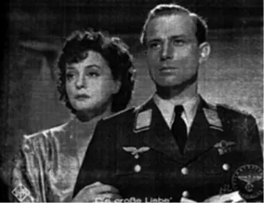 Кадр из фильма Большая любовь Цара Леандер и Виктор Штааль В 1942 году - фото 41