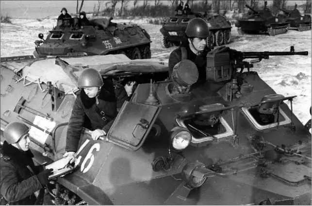 Бронетранспортер БТР60П морской пехоты ВМФ СССР Январь 1969 года Десантное - фото 52