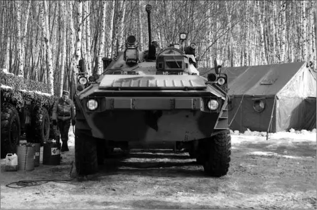 Доработанный вариант БТР90 на выставке военной автомобильной техники в 21 НИИ - фото 115