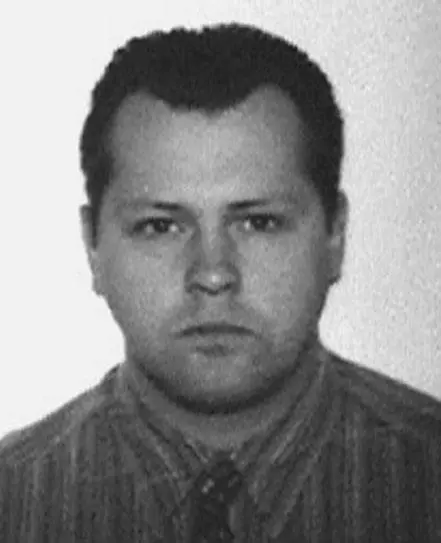 Шарапов Махалии С деньгами эта особа скрылась но почувствовав что долго - фото 52