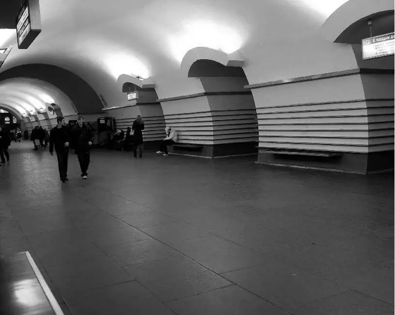 При этом он как носил свастики так и продолжал их носить Когдато Вольтрон - фото 14