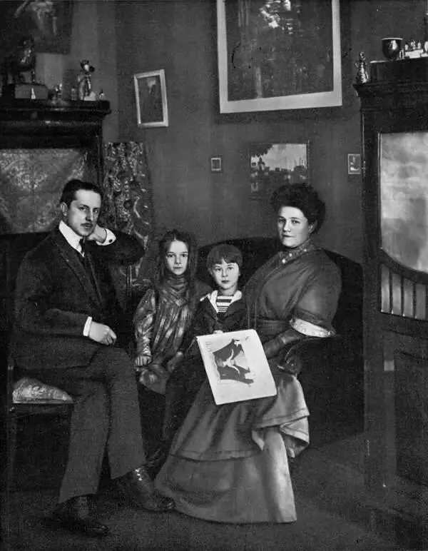 М В Е О В М Р М Добужинские Фот ок 1908 г М В Добужинский и - фото 157