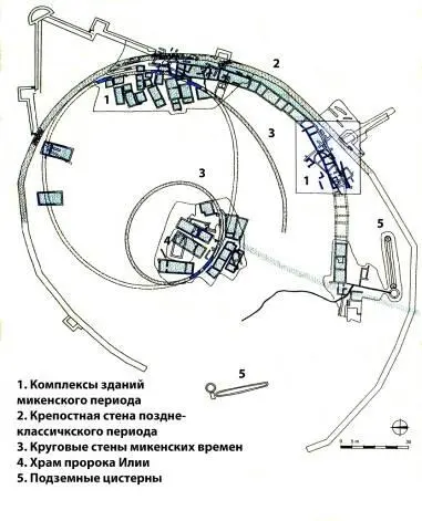 На горе Лариссе где видимо в микенские времена существовал дворец - фото 247