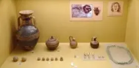 Протогеометрические изделия из захоронения девочки ок 850 г до нэ Среди - фото 512