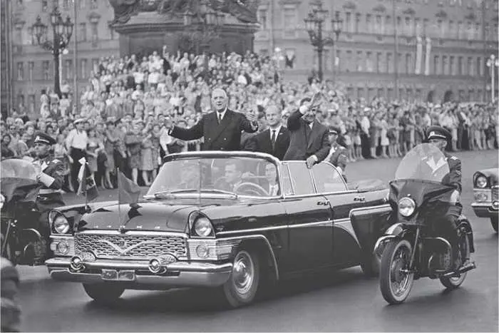 Ш де Голль и АН Косыгин во время визита французского президента в СССР - фото 48