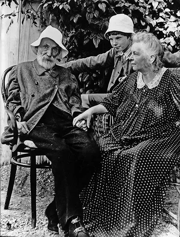 Ренуар Коко и Алина Эссуа 1912 Фотограф неизвестен Калифорнийский - фото 37