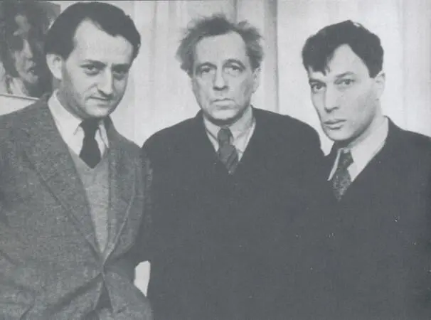 А Мальро Вс Мейерхольд Б Пастернак дома у Мейерхольда ВГ Лидин и - фото 23