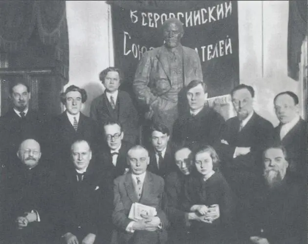 Празднование 5летнего юбилея журнала Красная новь Москва 1927 Сидят - фото 26