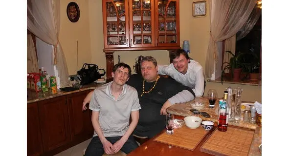 Ангелов слева с Графом в центре и Андреем Балашовым Московская Рублёвка - фото 3