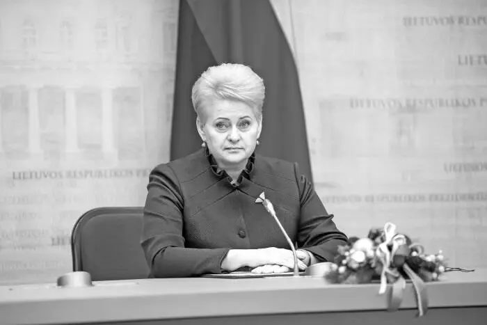 Даля Грибаускайте президент Литвы с 2009 года Европейцам еще везет они могут - фото 30