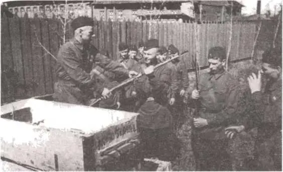 Ополчение кировский завод июль 1941 г К 20 июля удалось привести в - фото 17