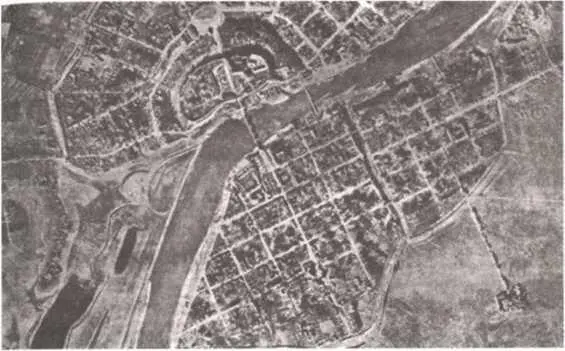 Аэрофотоснимок Новгорода сентябрь 1941 г мет В донесении о бое говорилось - фото 40
