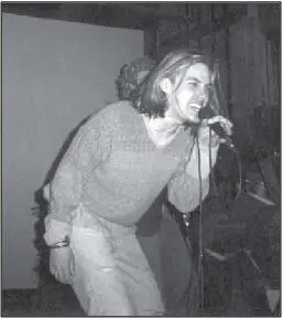 ðåííåìó íàñòðîþ èñïîëíèòåëåé Â 1997 ãîäó êîëëåêòèâ ðàñïàëñÿ Çîäèå Ä - фото 163
