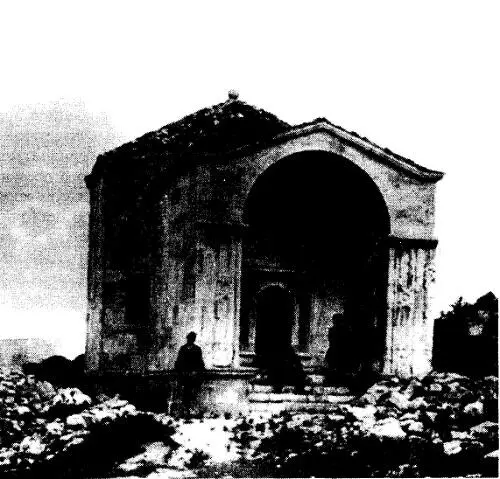 Мавзолей дочери Тохтамыша Снимок 1880 г Снимок предоставлен для издания - фото 4
