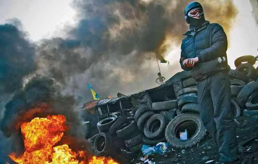 Киевскую смуту одни называют революцией достоинства а другие переворотом - фото 10