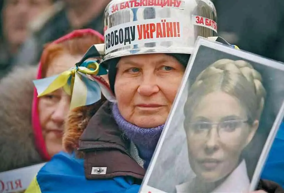 хотя местами не покидает ощущение что не хватало им чегото не только в - фото 91