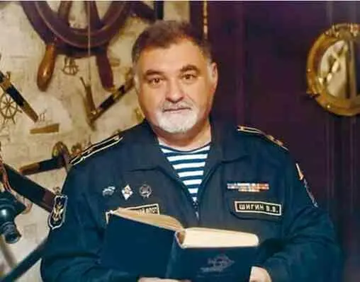 Капитан I ранга Владимир Шигин Уверен что возвращение Севастополя станет - фото 104
